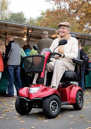 CERES-scooter-elettrico-per-anziani