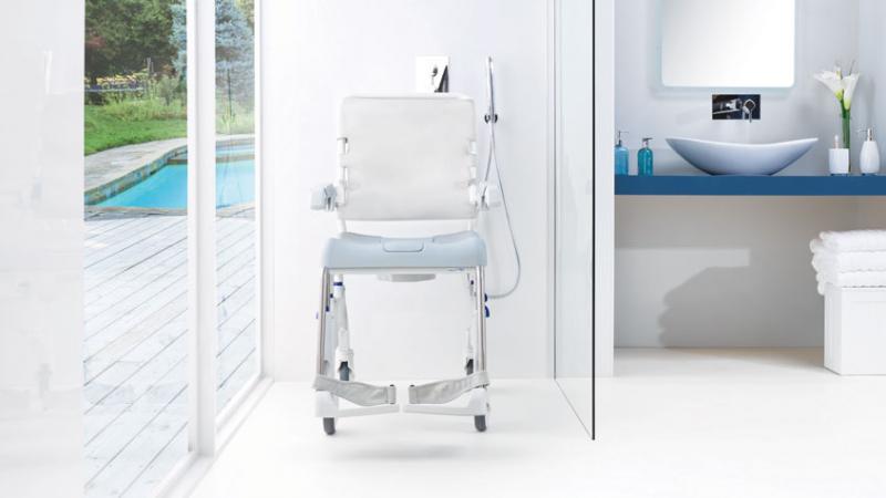 invacare-sedia-da-doccia-comoda-ergo-autospinta.jpg